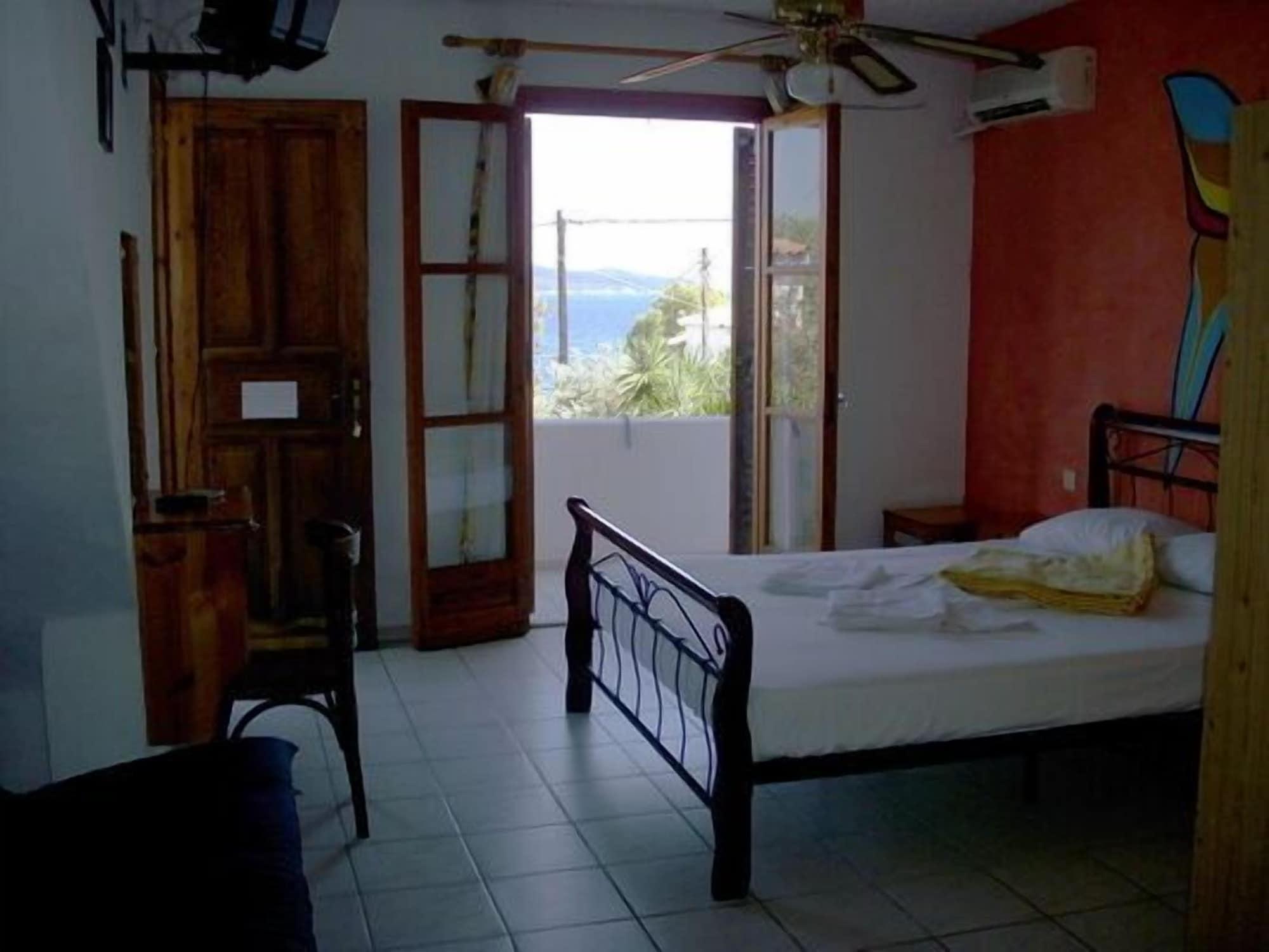 Amaranthos Skiathos View Megali Ammos  Buitenkant foto